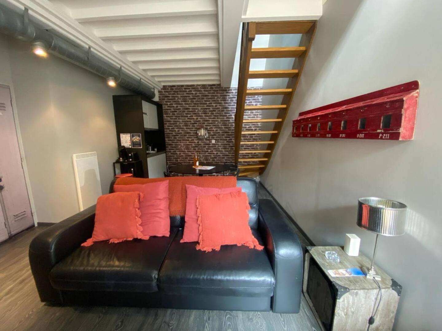 Apt Duplex Ou Plain Pied Tout Confort Plein Centre Ville Bayeux Proche Commerces, Restaurants, Avec Terrasse Privative Ou Jardin Commun Amenage Clos, Parking Gratuit A Proximite, Proche Plages Du Debarquement Ngoại thất bức ảnh