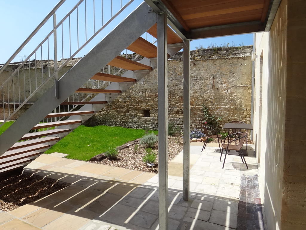 Apt Duplex Ou Plain Pied Tout Confort Plein Centre Ville Bayeux Proche Commerces, Restaurants, Avec Terrasse Privative Ou Jardin Commun Amenage Clos, Parking Gratuit A Proximite, Proche Plages Du Debarquement Ngoại thất bức ảnh